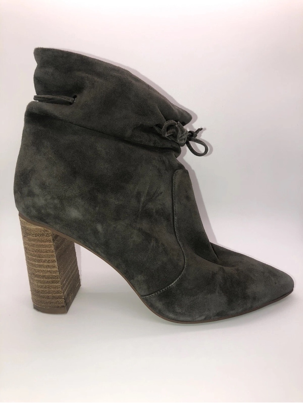 Tahari Booties Olive Green Suede Konner Style Size 6 1/2 Heel Height 3 1/2”